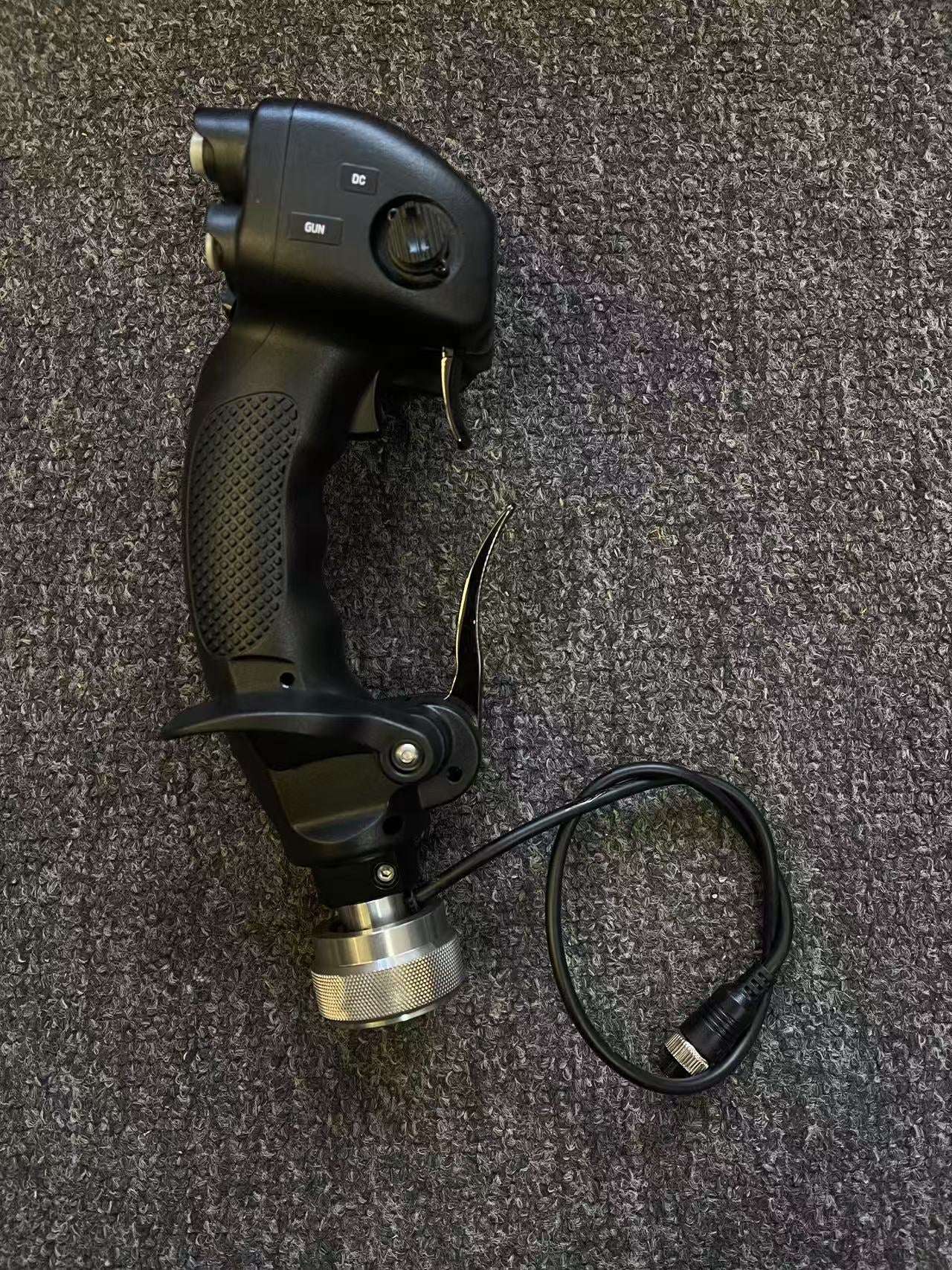 VKB to TM metal connector